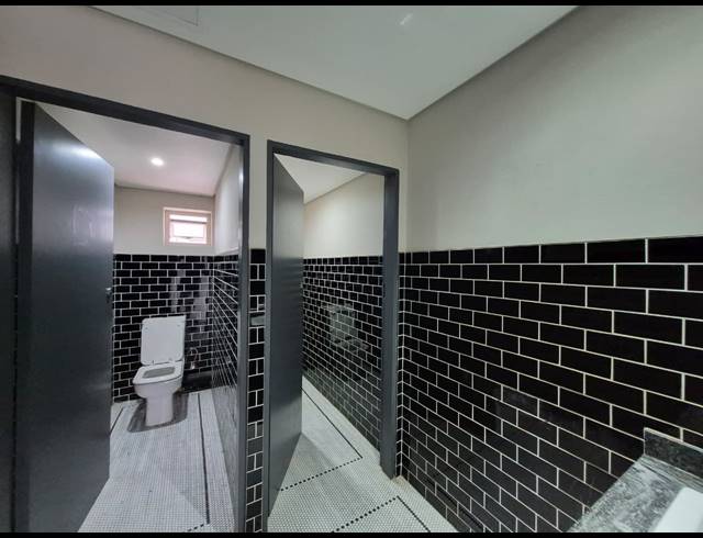 156M² RETAIL TO LET IN CRAIGHALL